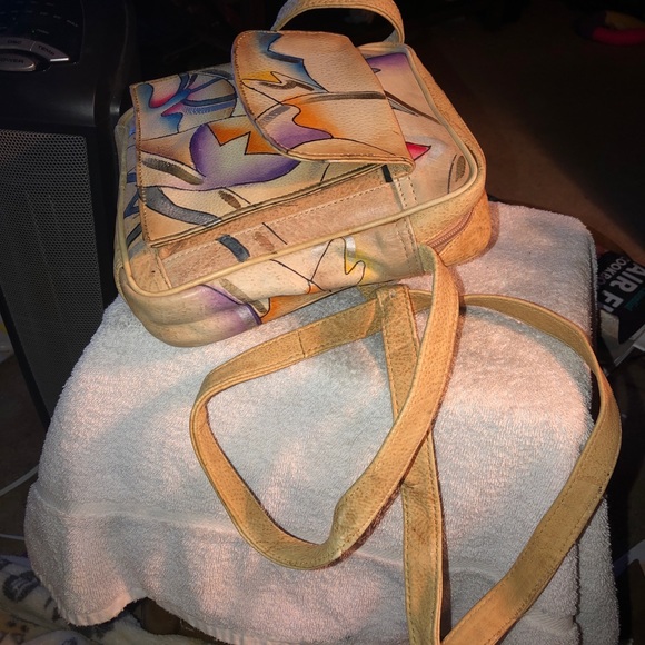 Sam Sam Genuine Leather Painted Cross Body Handbag (JJ) - Picture 6 of 12